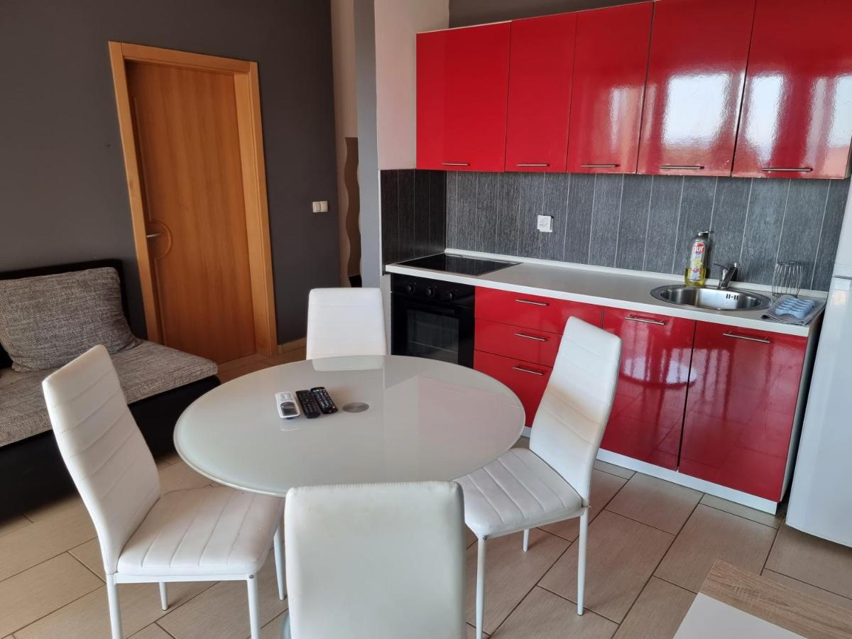 Apartment Wallot โนวาลยา ภายนอก รูปภาพ