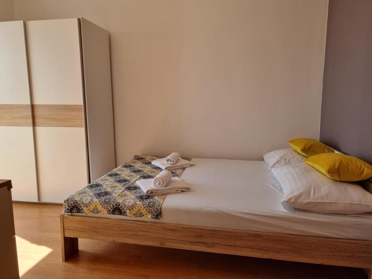 Apartment Wallot โนวาลยา ภายนอก รูปภาพ